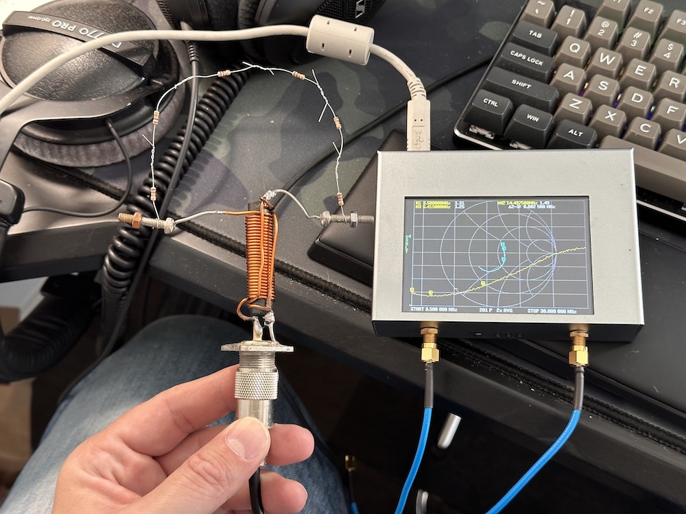 The balun needed resoldering. The top joint was very glitchy.